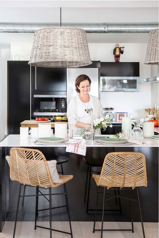 Уютная классика с бирюзовыми акцентами в мадридской квартире