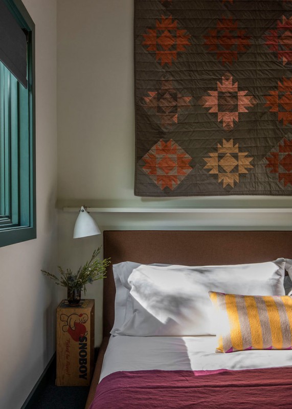 Необычный, но уютный деревянный коттедж в штате Вайоминг Необычный, но уютный деревянный коттедж в штате Вайоминг