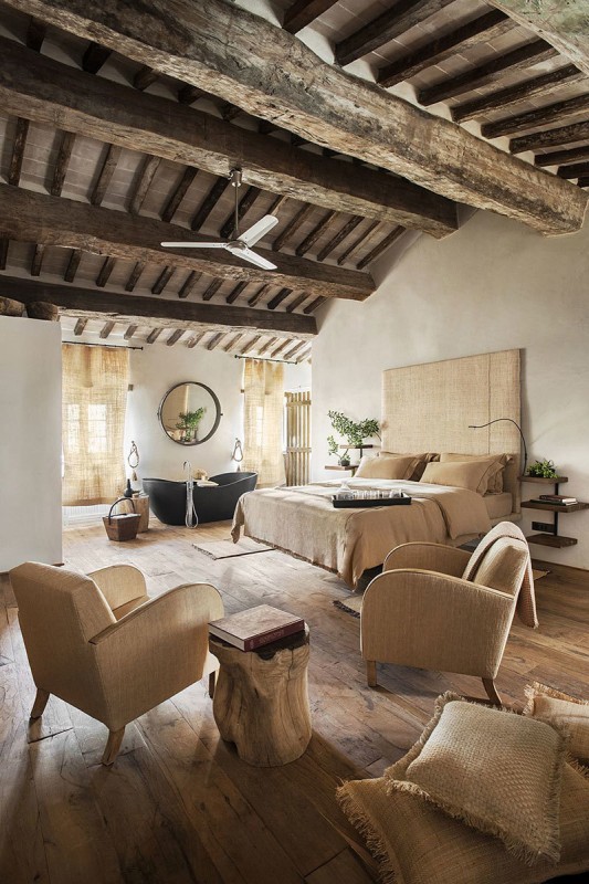 Замечательный отель Монтеверди в традиционном итальянском стиле в Тоскане