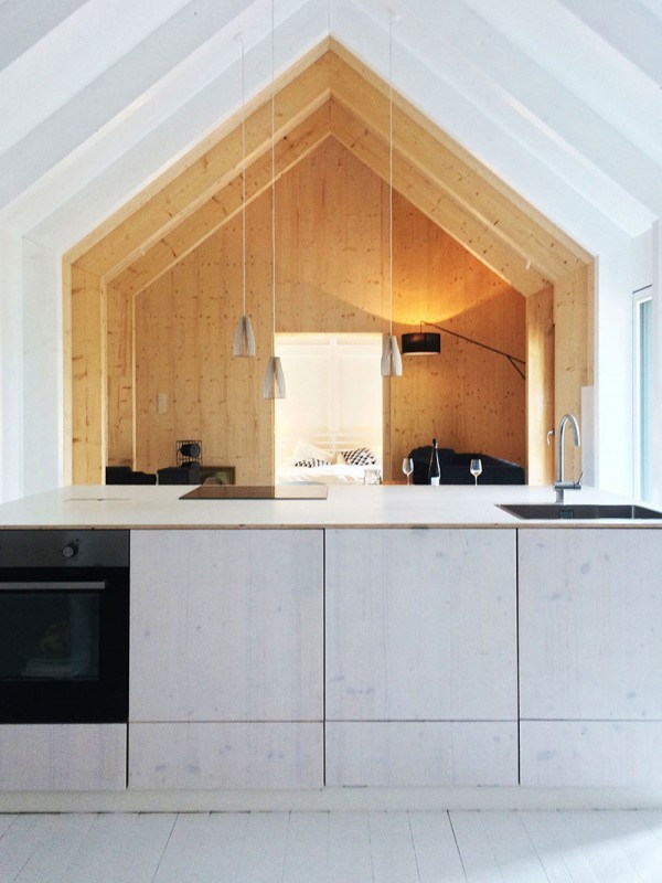 Этот небольшой домик у озера затерялся в лесах Финляндии