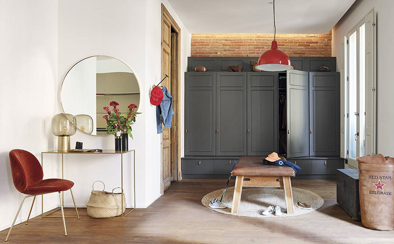 Современные интерьеры в этом старом испанском доме выглядят потрясающе