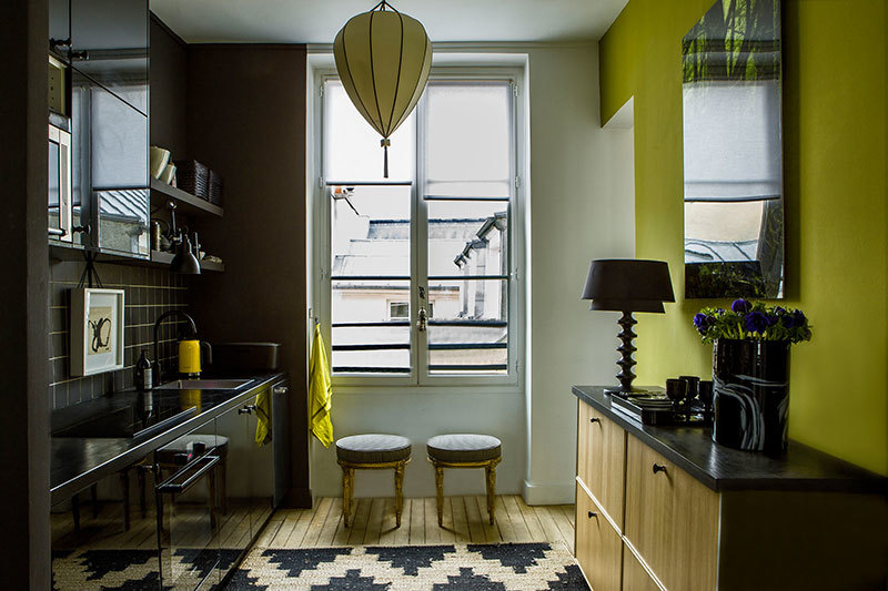 Прекрасный дизайн небольшой творческой квартиры в Париже