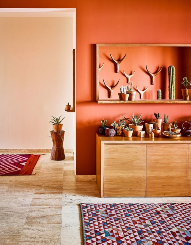Оранжевое настроение: квартира с сочными акцентами и видом на океан в Мексике