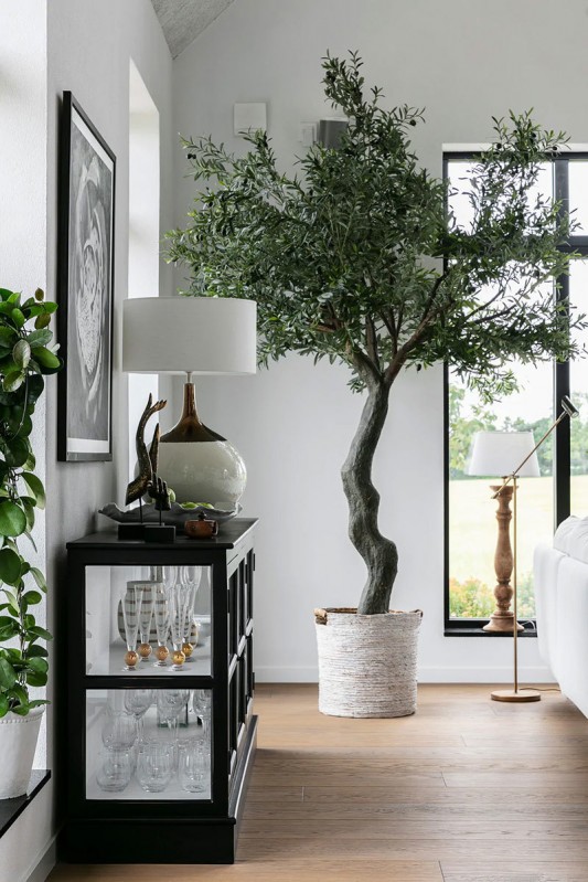 Прекрасный загородный дом с бассейном для семейной пары в Швеции (160 кв. м)