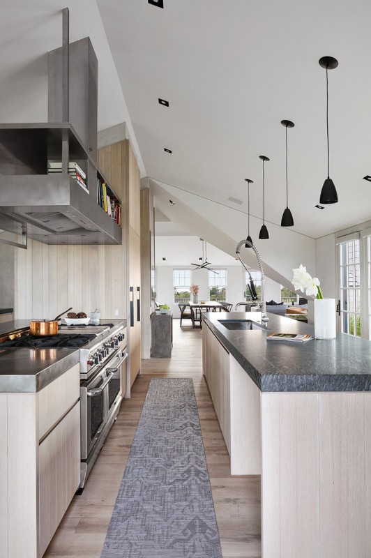 Великолепная резиденция с бассейном на острове Нантакет, США