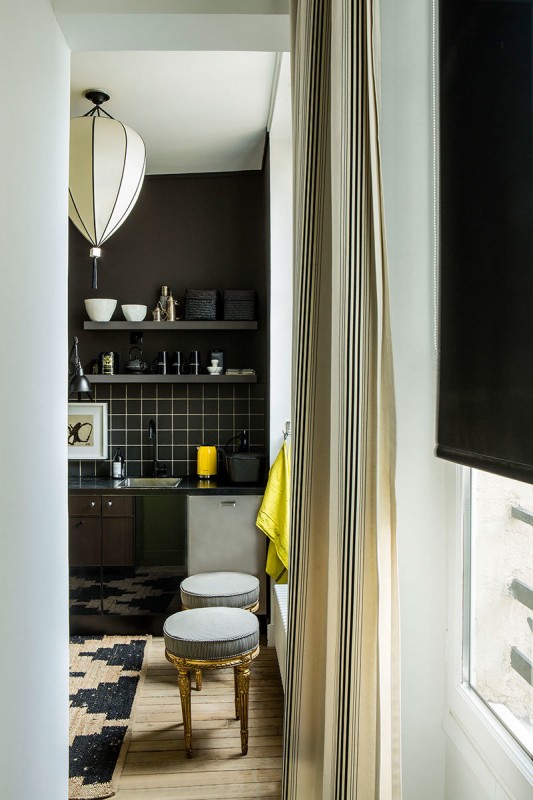 Прекрасный дизайн небольшой творческой квартиры в Париже