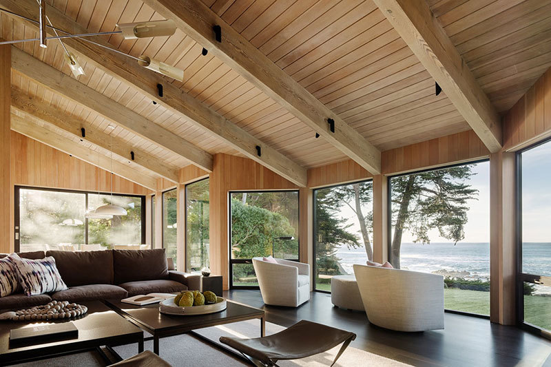 Современное ранчо на берегу океана в Калифорнии