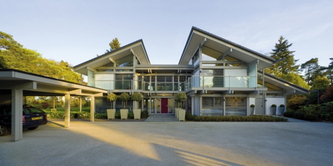 Красота чистых линий стиля фахверк от HUF Haus