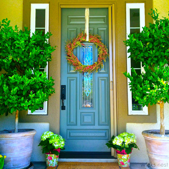 Home, sweet home... Home, sweet home...