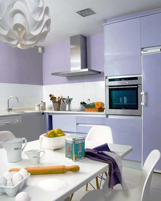 Оттенки фиолетового в интерьере испанской квартиры