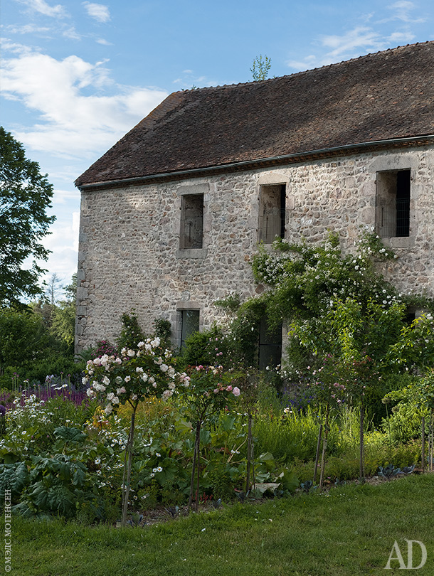 Château de Beauvoir. Старинный замок во Франции художницы Claire Basler