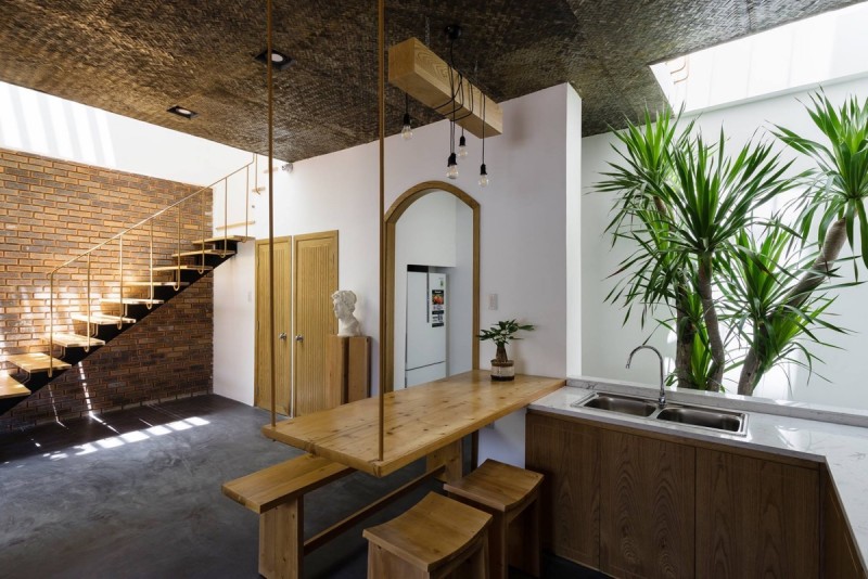 Дизайн тропического дома с внутренним двором в Дананге, Вьетнам