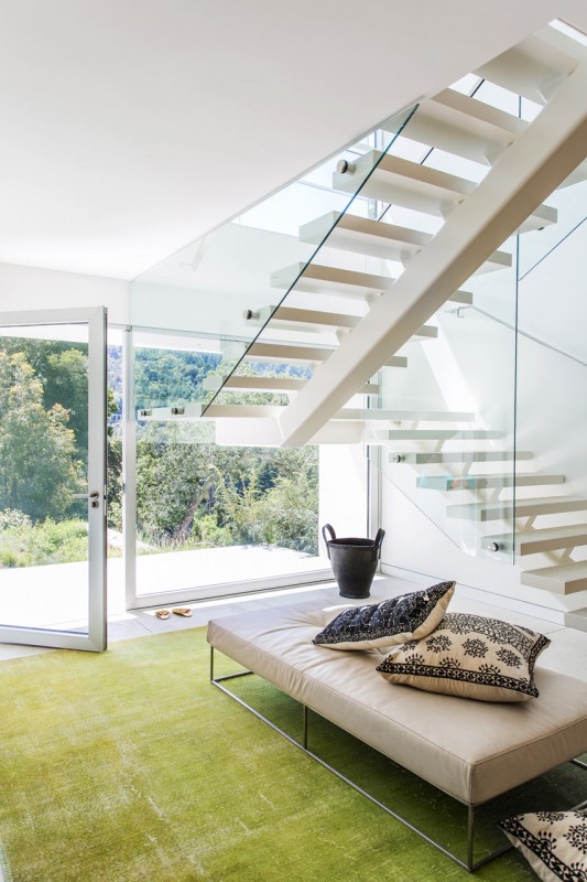 Дом на склоне холма в Ларкспуре, Калифорния