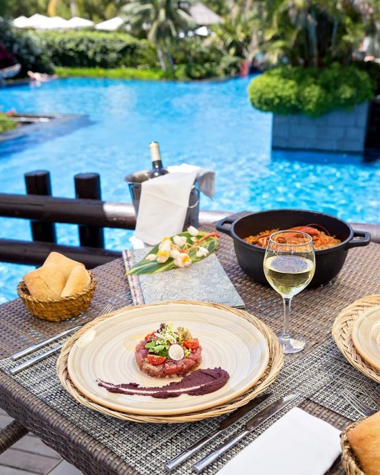 Спа-отель ASIA GARDENS 5* на склоне горы Сьерра-Кортина в Аликанте, Испания Спа-отель ASIA GARDENS 5* на склоне горы Сьерра-Кортина в Аликанте, Испания