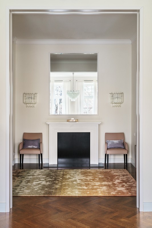 Интерьер в черно-белом цвете Интерьер в черно-белом цвете