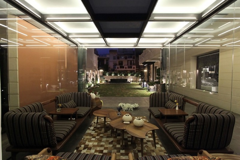 Прилегающая к дому терраса в Нью-Дели, Индия Прилегающая к дому терраса в Нью-Дели, Индия