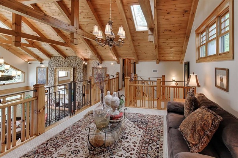 Особняк у озера в городе Батлер, Теннесси