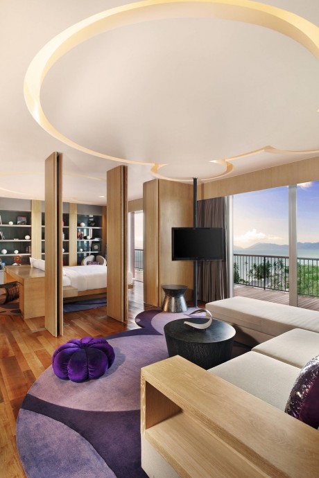 Отель W Retreat Koh Samui на курорте Маенам, Таиланд