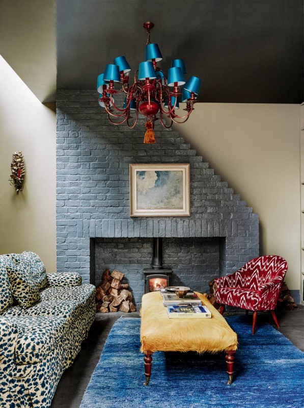 Пышно декорированный красочный интьерьер дома в Восточном Лондоне Пышно декорированный красочный интьерьер дома в Восточном Лондоне