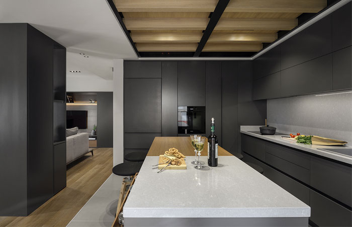 Двухуровневые апартаменты в городе Каламата, Греция