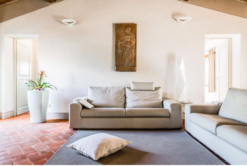 Традиционная вилла недалеко от Пизы, Италия Традиционная вилла недалеко от Пизы, Италия