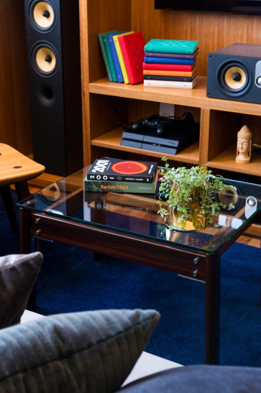 Холостяцкая квартира, расположенная в Куритибе, Бразилия Холостяцкая квартира, расположенная в Куритибе, Бразилия