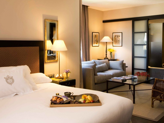 Спа-отель ASIA GARDENS 5* на склоне горы Сьерра-Кортина в Аликанте, Испания Спа-отель ASIA GARDENS 5* на склоне горы Сьерра-Кортина в Аликанте, Испания