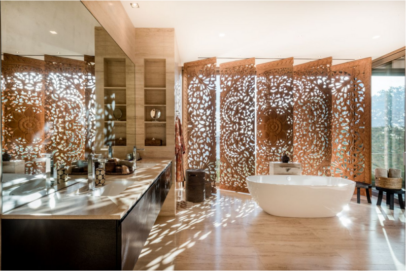 Современная вилла на побережье Тихого океана