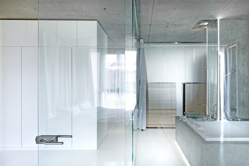 Белоснежный интерьер квартиры в минималистском стиле