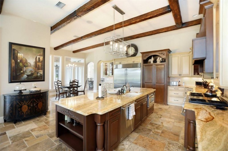 Роскошный особняк в Сорренто, штат Флорида Роскошный особняк в Сорренто, штат Флорида