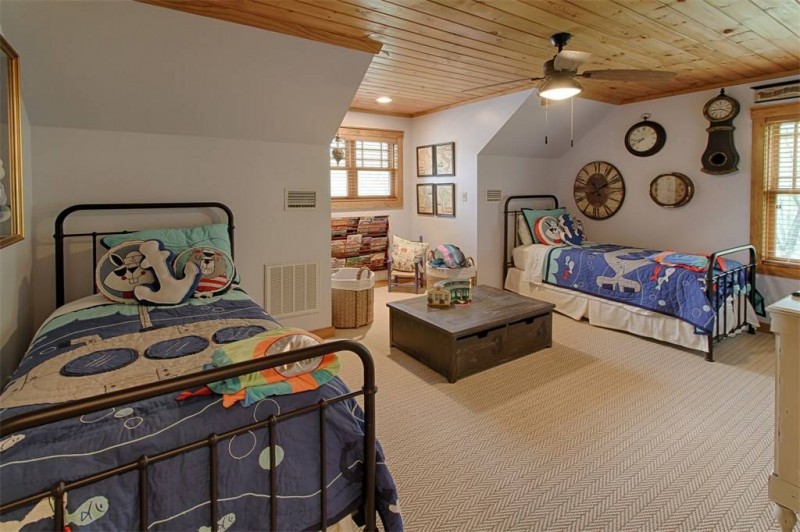 Особняк у озера в городе Батлер, Теннесси