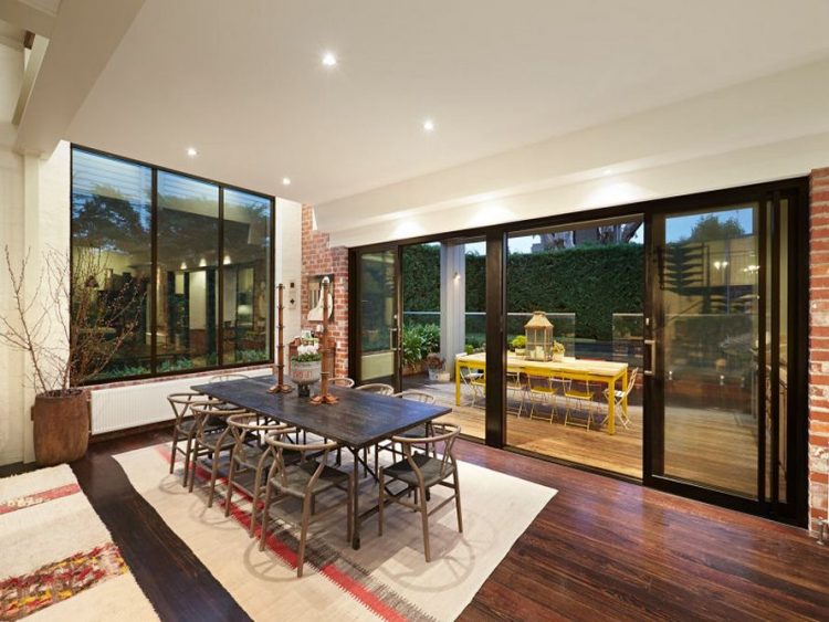 Преобразование старого склада в стильный дом в Мельбурне