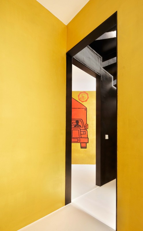 Минималистичный дуплекс в Барселоне