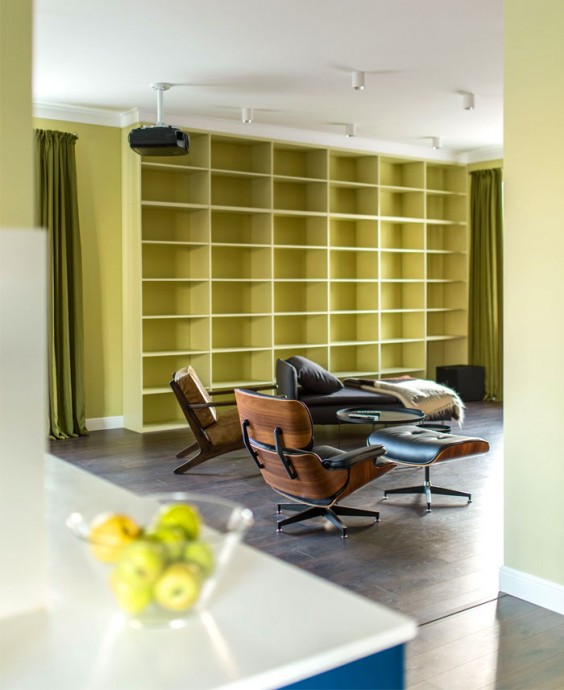 Контрастные цветовые сочетания в декоре двухуровневой квартиры Контрастные цветовые сочетания в декоре двухуровневой квартиры