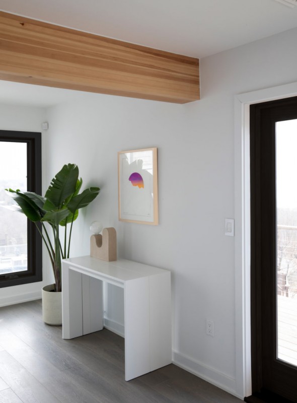 Минималистичный дом, расположенный в Ориенте, штат Нью-Йорк Минималистичный дом, расположенный в Ориенте, штат Нью-Йорк