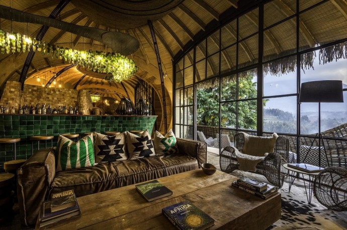 Отель-лодж Bisate Lodge на территории Национального парка Вулканов в северной части Руанды