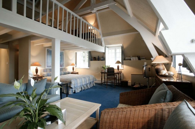 Очаровательный загородный отель Le Moulin de l'Abbaye во Франции Очаровательный загородный отель Le Moulin de l'Abbaye во Франции