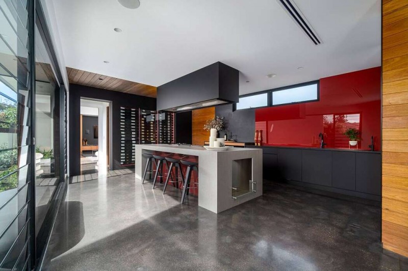 Двухэтажный дом в австралийском Ньюкасле Двухэтажный дом в австралийском Ньюкасле