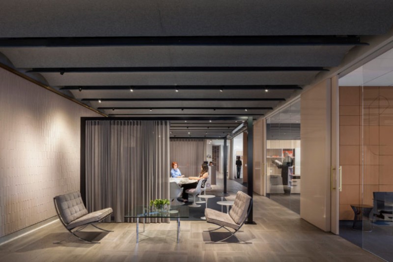 Офис и выставочный зал Knoll в центре Лос-Анджелеса