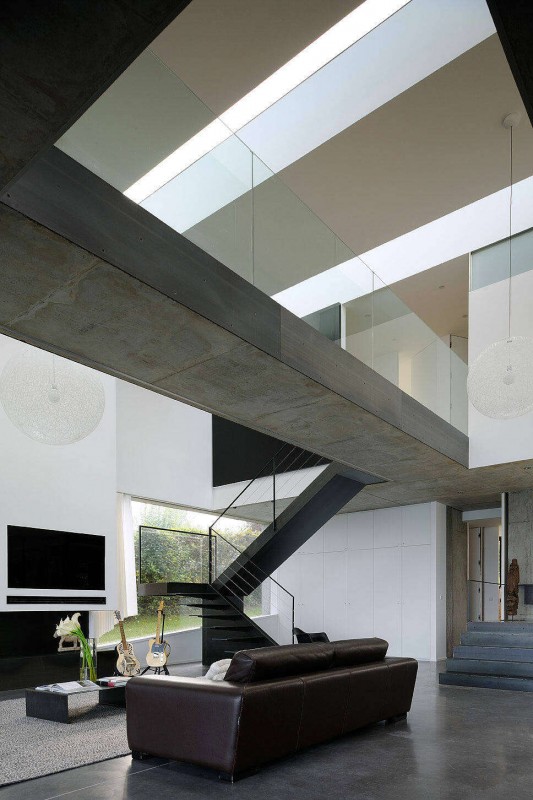 Резиденция на берегу Женевского озера в Тонон-ле-Бен, Франция Резиденция на берегу Женевского озера в Тонон-ле-Бен, Франция