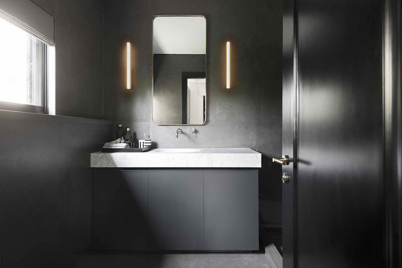 Монохромный интерьер квартиры в Тель-Авиве