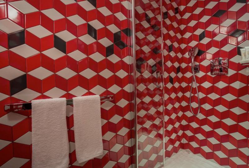 Красочный бутик-отель Idol в Париже