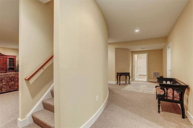 Хорошо обустроенный особняк в Перселлвилле, Вирджиния