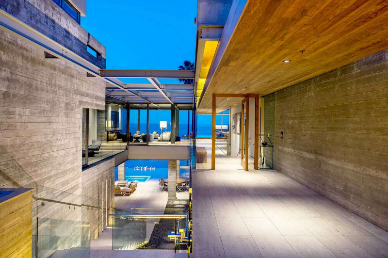 Интерьер пляжной резиденции Интерьер пляжной резиденции