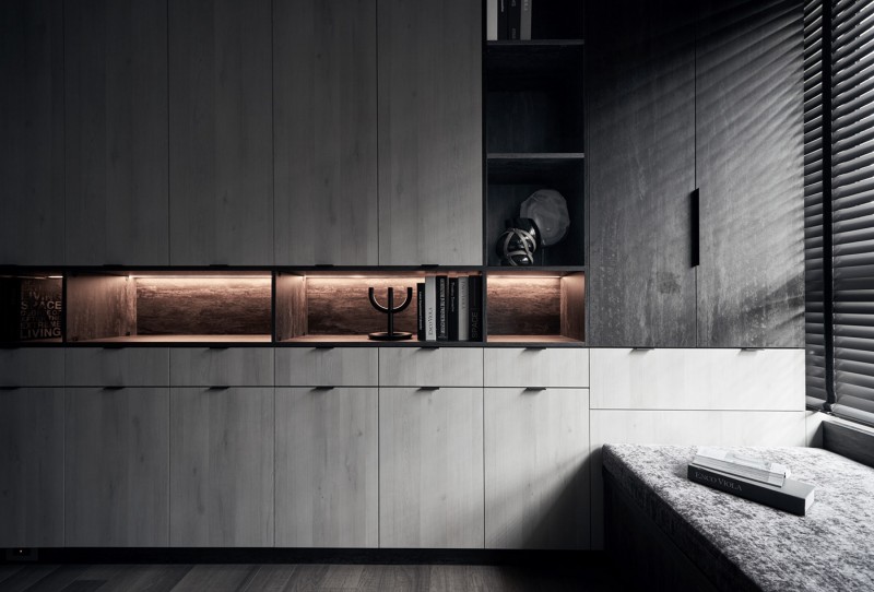 Интерьер в темных тонах Интерьер в темных тонах