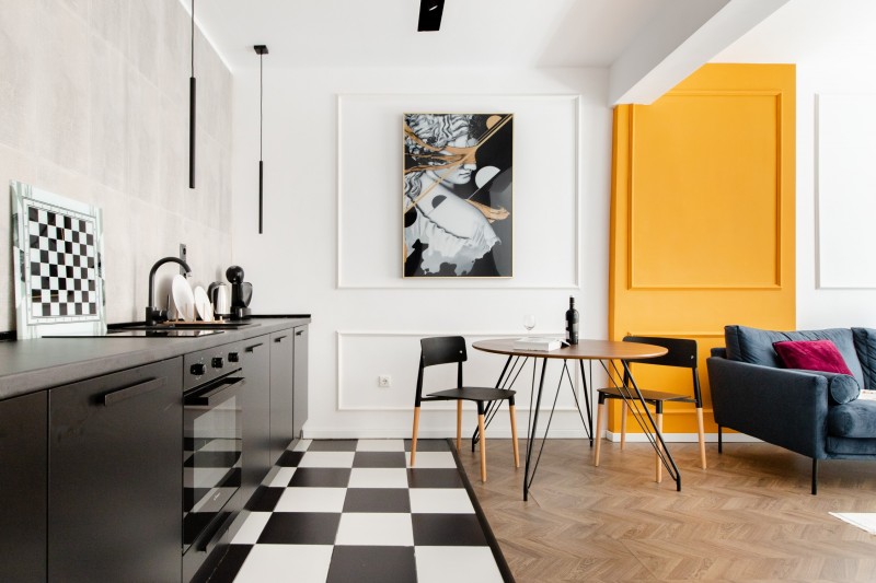 Классический американский гламур и элементы поп-арта в интерьере квартиры, расположенной в Софии