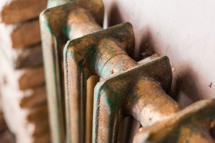 Эклектичный декор лофта, расположенного в бывшем старинном магазине