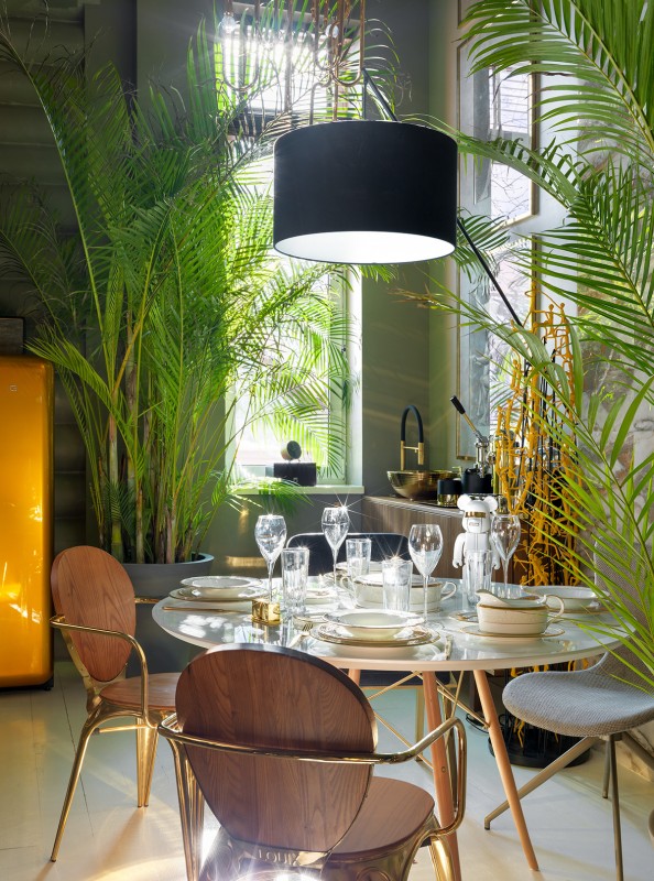 Экстравагантное оформление загородного дома