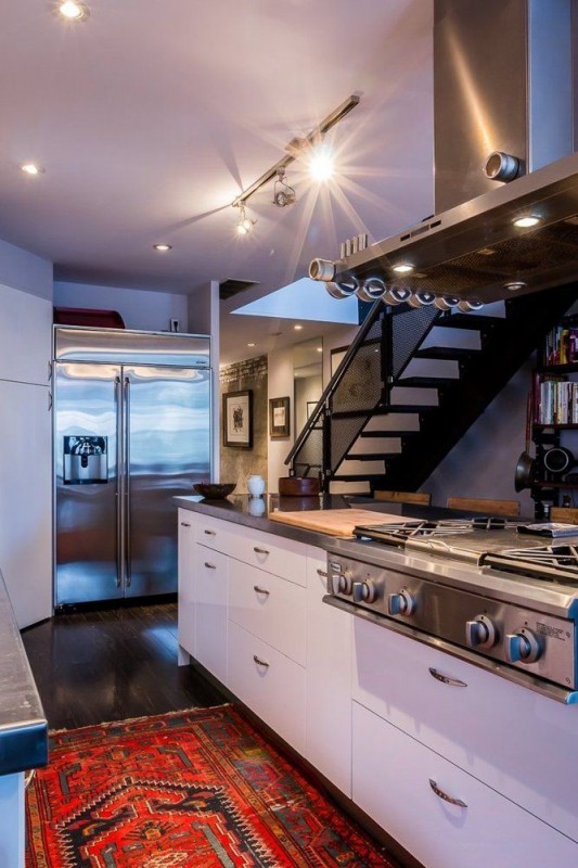 Лофт с готическими акцентами в Торонто