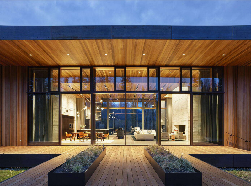 Современный дом, расположенный в Джексоне, штат Вайоминг